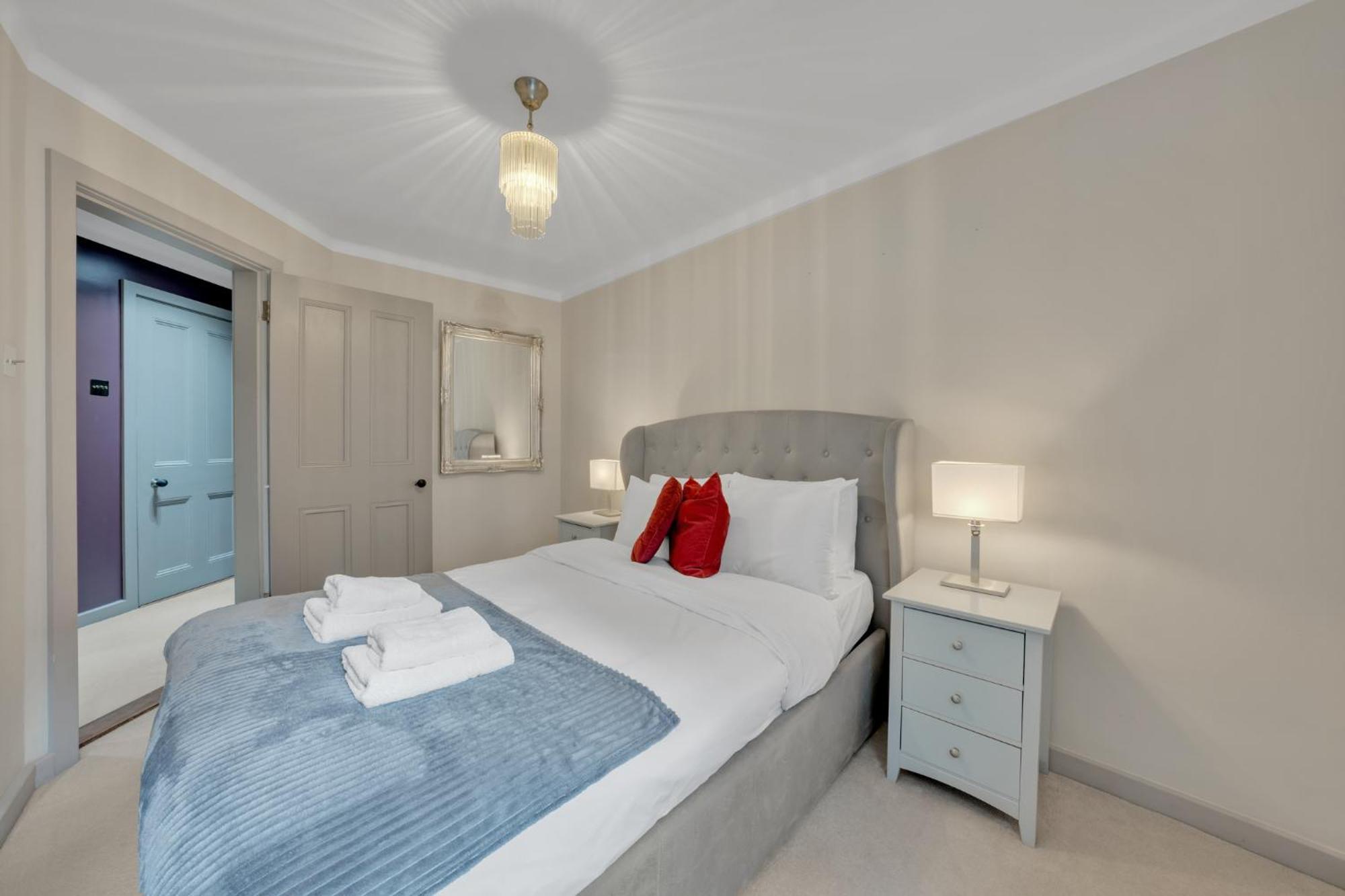 The Hans Residences London